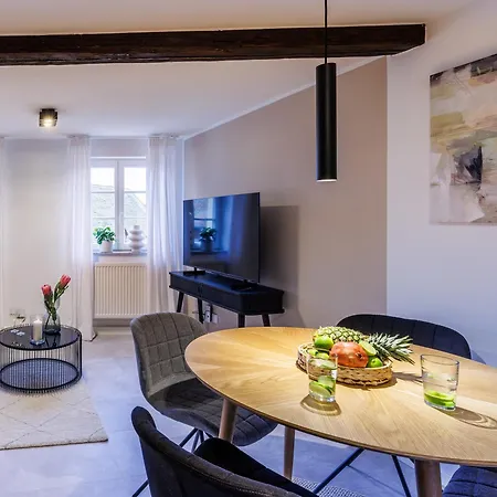 Romantisches Apartment Mit Whirlpool In Bayreuther Fussgaengerzone Exterior photo