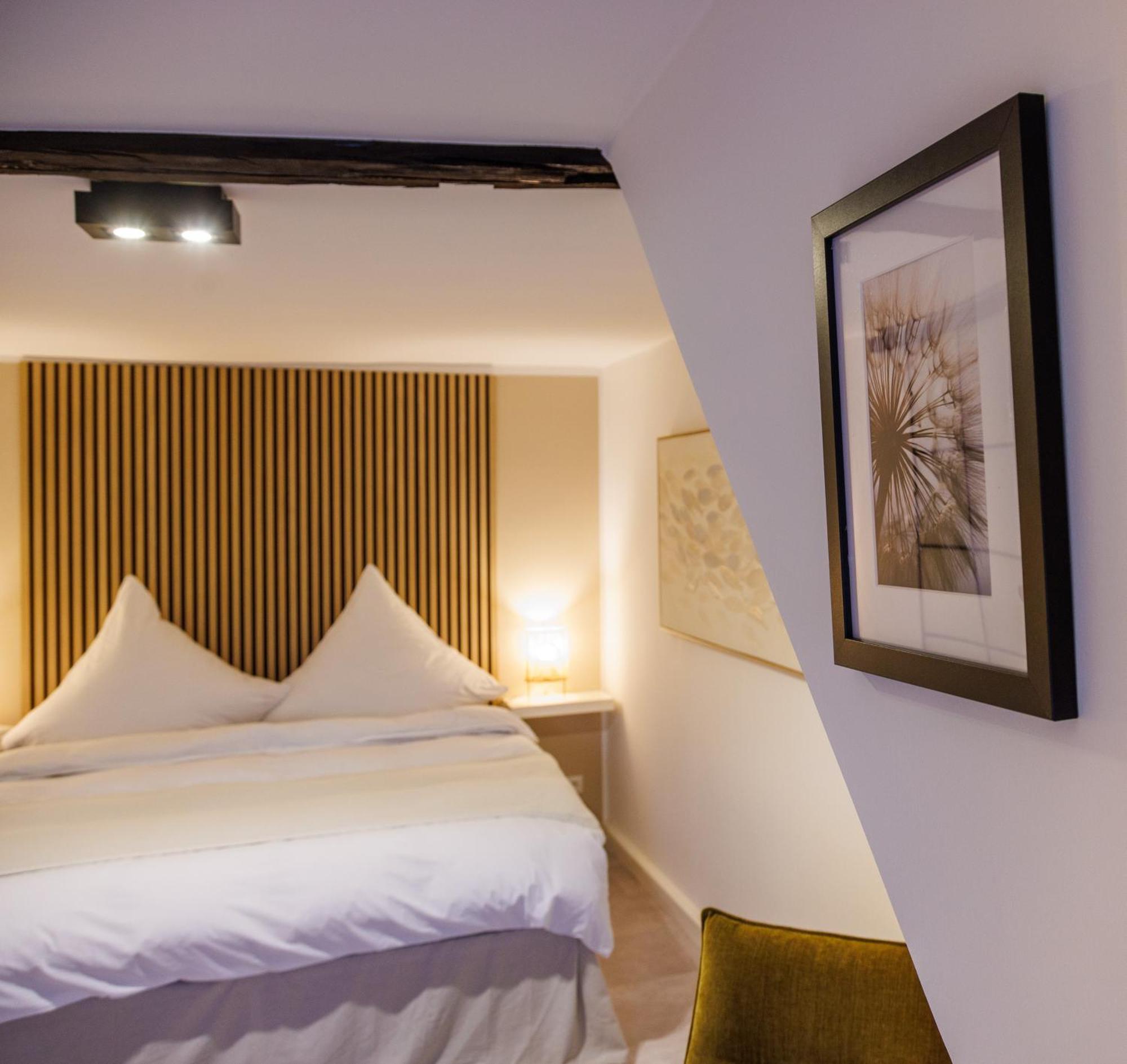 Romantisches Mit Whirlpool In Bayreuther Fussgaengerzone Apartment Bayreuth